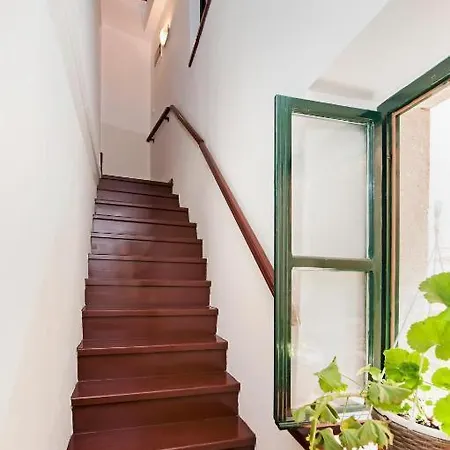 Antique Oscar Iii Apartmán *