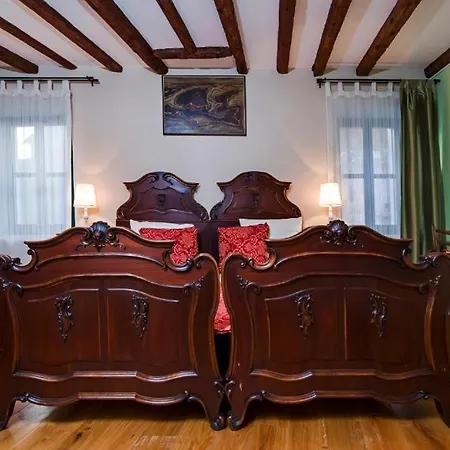Antique Oscar Iii Apartman Rovinj